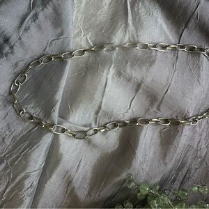 Elegant Silver Chain Necklace